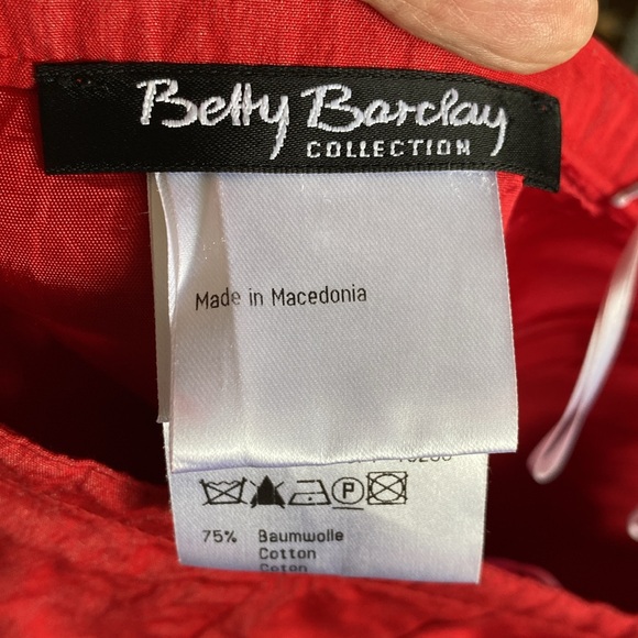 Betty Barclay collection! A-line red skirt! Holiday, party, cocktail! Size 42 - Picture 11 of 15